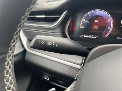 Certified 2023 Jeep Grand Cherokee Limited image 28