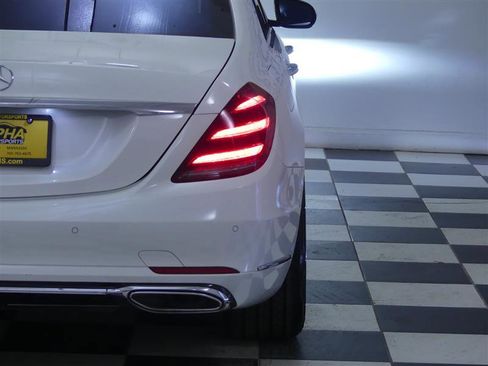 Used 2020 Mercedes-Benz S 450 Sedan image 33