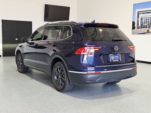 Certified 2023 Volkswagen Tiguan SE FWD image 6