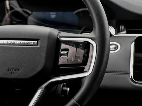 Used 2023 Land Rover Range Rover Evoque R-Dynamic SE image 15