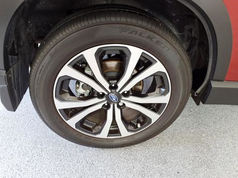 Certified 2023 Subaru Forester Limited AWD/4WD image 5