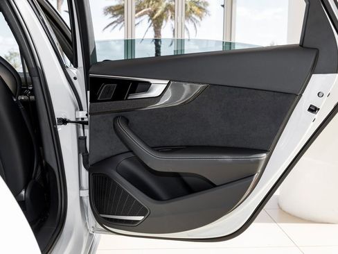 Used 2022 Audi S4 Premium Plus w/ Premium Plus Package image 34