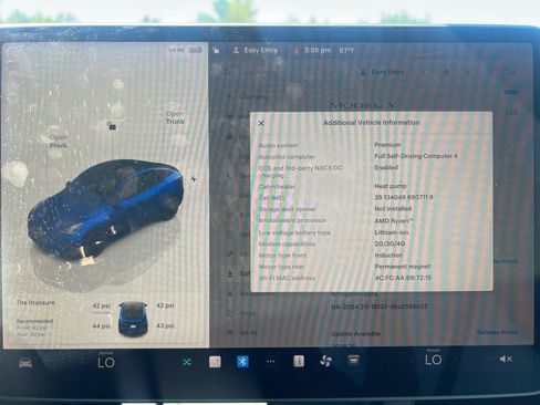 Used 2023 Tesla Model Y Long Range AWD/4WD image 3