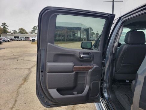 Used 2019 GMC Sierra 1500 SLT image 28