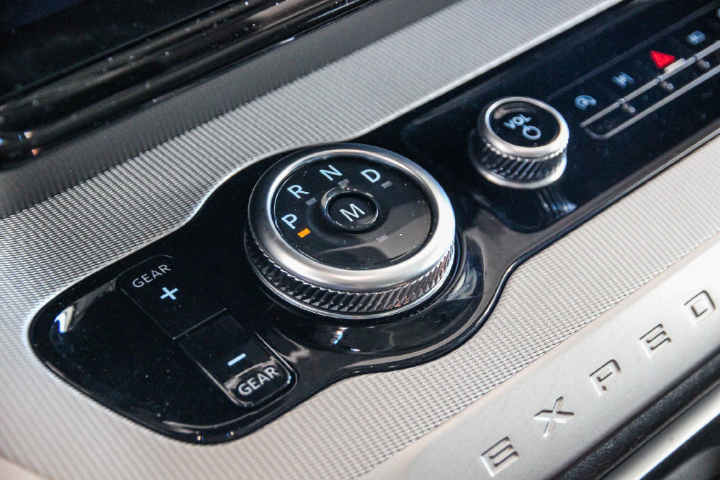 Certified 2025 Ford Expedition Active RWD image 22