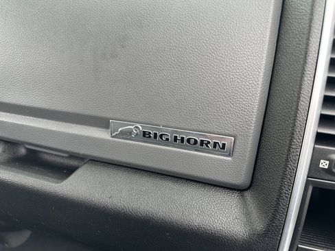 Used 2019 RAM 1500 Big Horn AWD/4WD image 18