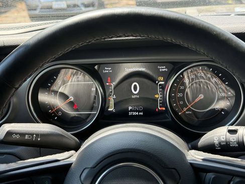 Used 2021 Jeep Wrangler Unlimited Sport AWD/4WD image 21
