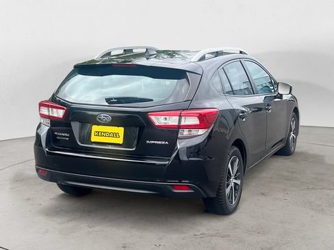 Used 2019 Subaru Impreza 2.0i Premium w/ Eyesight & BSD/Rcta & SRF AWD/4WD image 4