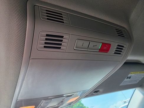 Used 2023 Volkswagen Taos S FWD image 19