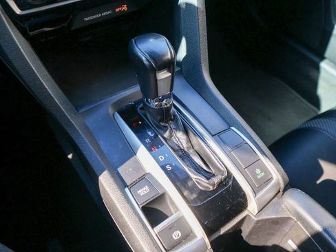 Used 2020 Honda Civic Sport image 24