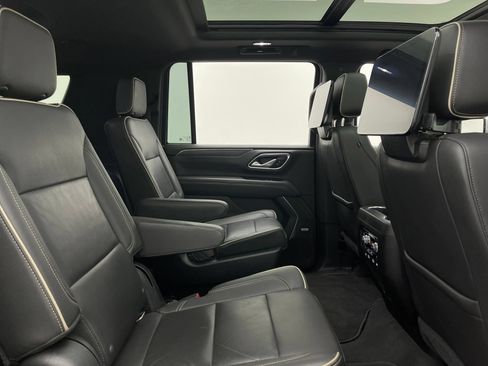 Used 2021 GMC Yukon XL SLT w/ SLT Premium Package AWD/4WD image 46