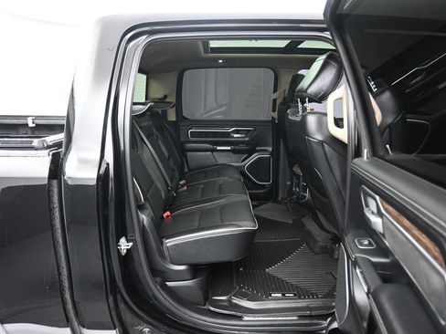 Used 2020 RAM 1500 Laramie AWD/4WD image 43