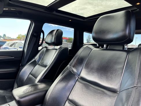 Used 2018 Jeep Grand Cherokee Limited w/ Luxury Group II AWD/4WD image 11