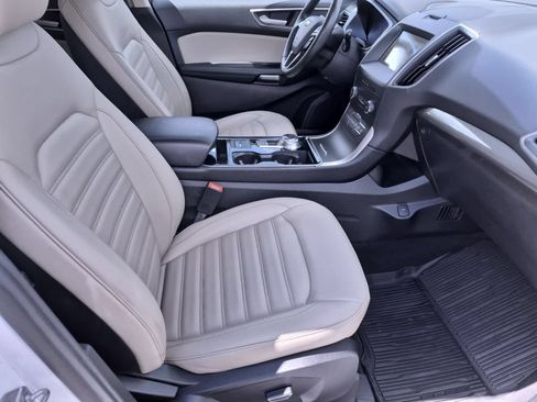 Used 2019 Ford Edge SEL w/ Equipment Group 201A FWD image 21