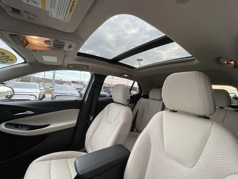 Used 2023 Buick Encore GX Essence w/ Experience Buick Package image 18