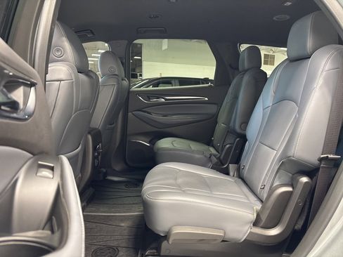 Used 2023 Buick Enclave Essence w/ Sport Touring Edition image 33