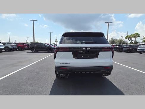 New 2026 Chevrolet Traverse LT w/ Midnight/Sport Edition FWD image 20