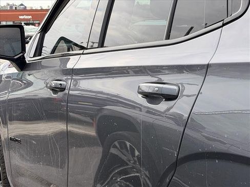 Used 2022 Chevrolet Tahoe Z71 image 22