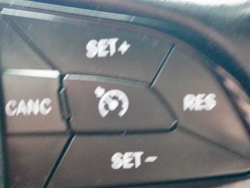 Used 2017 Chrysler 300 S image 17