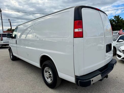 Used 2020 Chevrolet Express 2500 Extended w/ Driver Convenience Package image 7