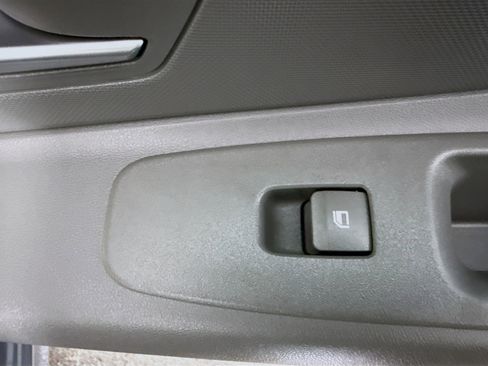 Used 2024 Hyundai Elantra SE image 30