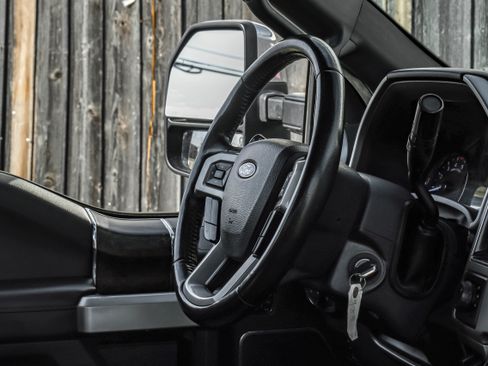 Used 2022 Ford F450 Lariat w/ Chrome Package image 14