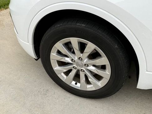 Used 2017 Buick Envision Essence AWD/4WD image 5