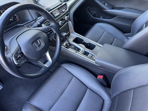 Used 2019 Honda Accord Sport image 10