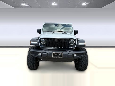 Used 2024 Jeep Wrangler Unlimited Sport AWD/4WD image 5