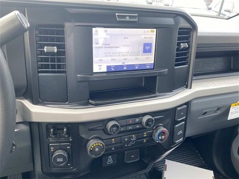 New 2026 Ford F550 4x4 Crew Cab Super Duty image 17