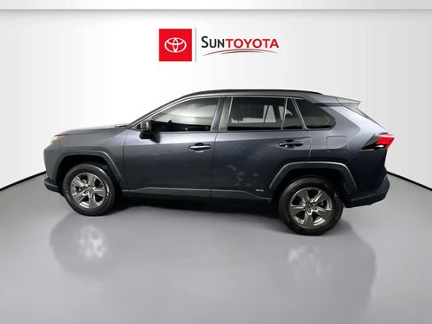 Used 2023 Toyota RAV4 LE image 7