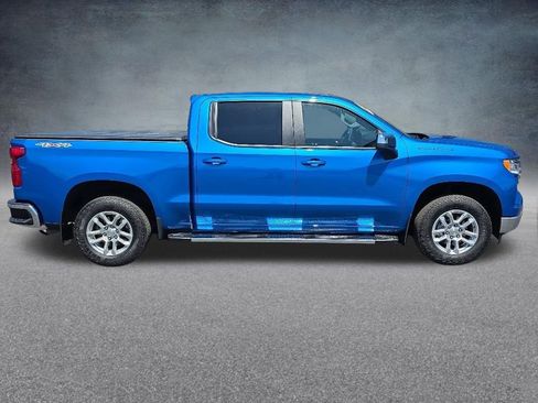 Used 2024 Chevrolet Silverado 1500 LT w/ Protection Package AWD/4WD image 9