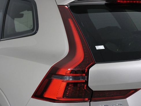 New 2026 Volvo XC60 T8 Ultra w/ Protection Package Premier AWD/4WD image 15