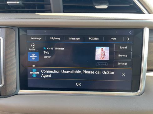 Used 2021 GMC Yukon XL Denali w/ Denali Premium Package AWD/4WD image 22