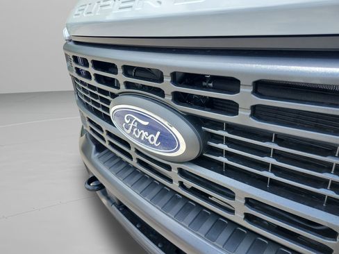 New 2025 Ford F250 XL image 22