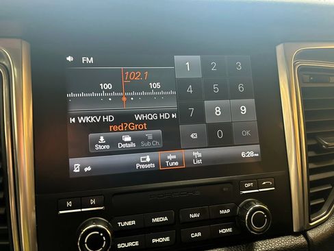 Used 2017 Porsche Macan GTS image 26