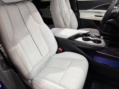 New 2026 Cadillac Lyriq Sport AWD/4WD image 49