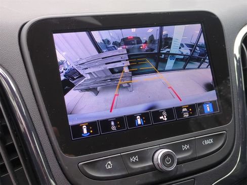 Certified 2023 Chevrolet Equinox RS w/ RS Leather Package image 18