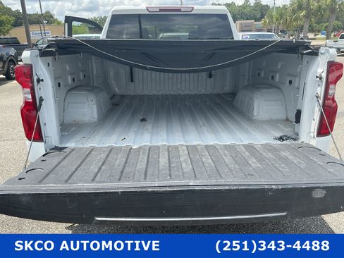 Used 2020 Chevrolet Silverado 1500 LTZ AWD/4WD image 21