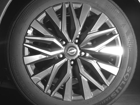 Used 2025 Nissan Altima 2.5 SV image 14