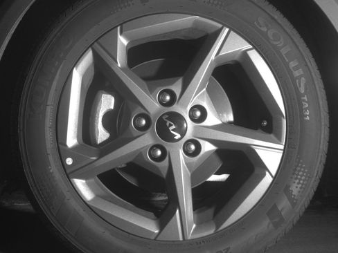 Used 2025 Kia K4 LXS image 12