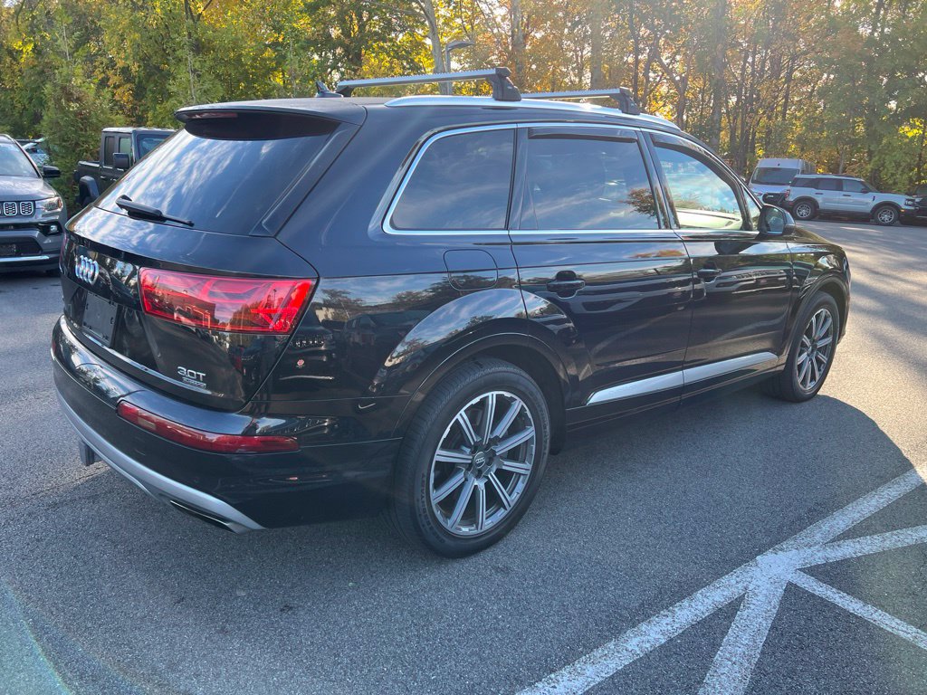 Used 2017 Audi Q7 3.0T Premium Plus w/ Premium Plus Package AWD/4WD image 4