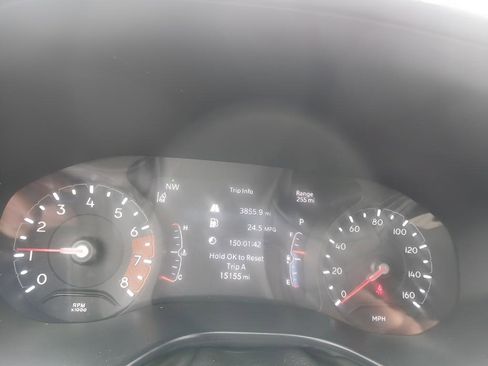 Used 2025 Jeep Compass Limited image 11