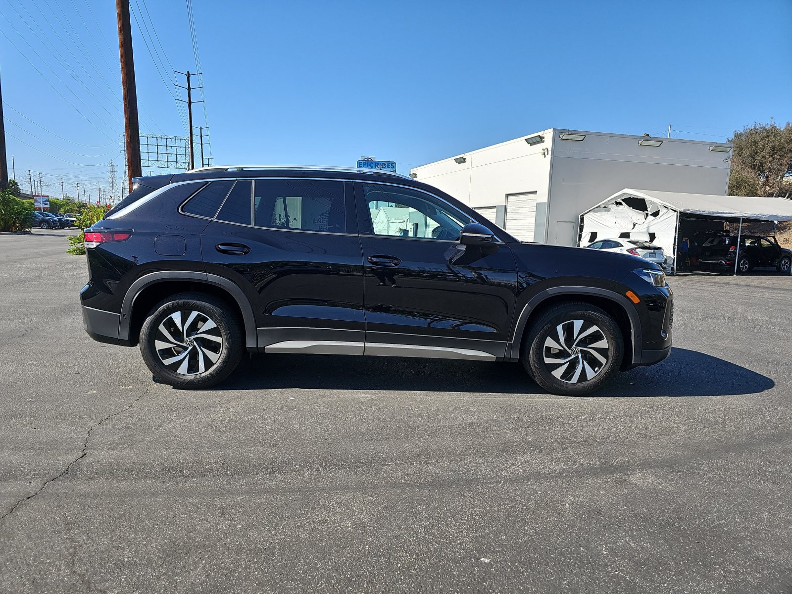 Used 2026 Volkswagen Tiguan S FWD image 4