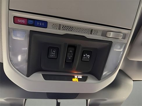 Used 2023 Subaru Forester Premium image 25