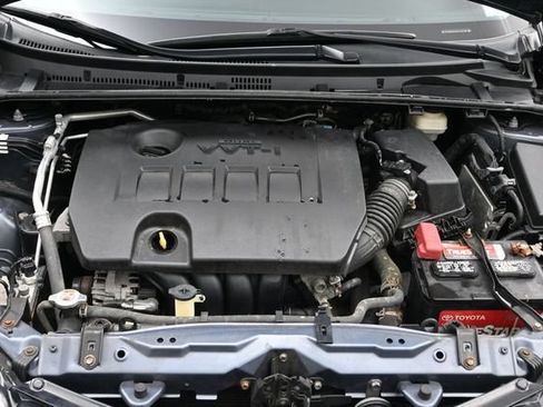 Used 2019 Toyota Corolla L FWD image 18
