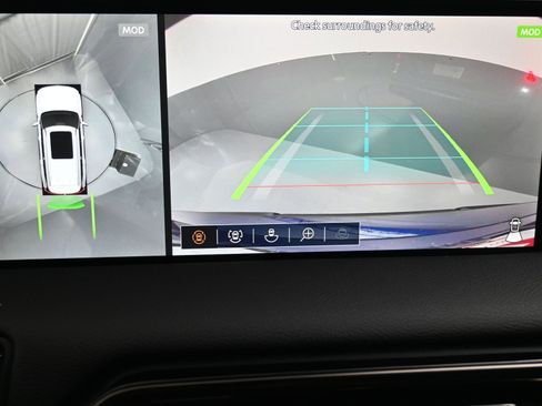 New 2025 Nissan Armada PRO-4X AWD/4WD image 19