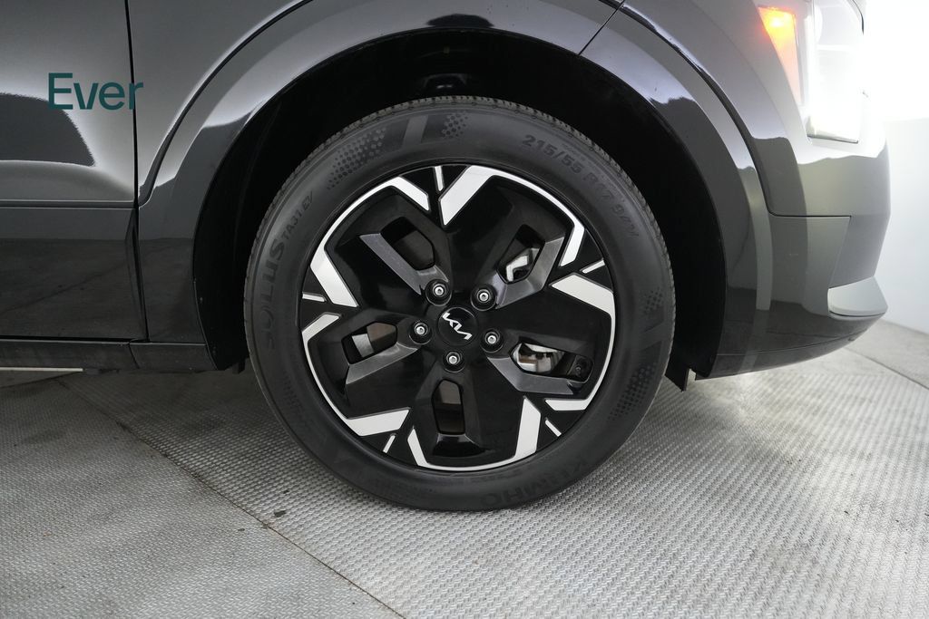 Used 2023 Kia Niro Wind FWD image 20