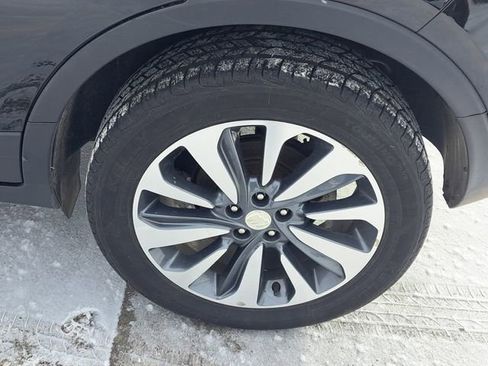 Used 2022 Buick Encore Preferred w/ Safety Package AWD/4WD image 26