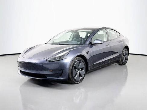 Used 2021 Tesla Model 3 Standard Range Plus RWD image 1